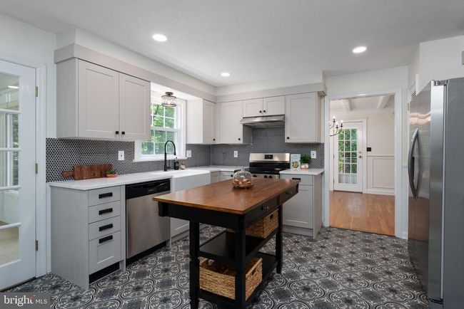 92 Lochatong Rd, House other with 4 bedrooms, 3 bathrooms and null parking in Ewing NJ | Image 5
