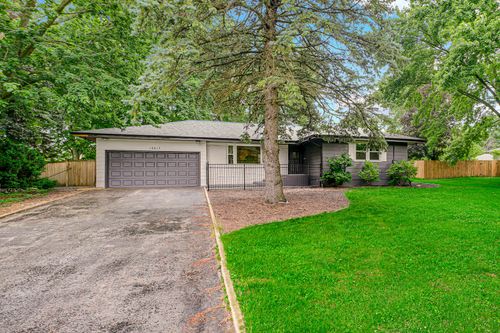 12617 W Francis Rd, Mokena, IL, 60448-8830 | Card Image