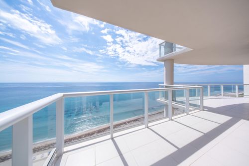 2503a-2700 N Ocean Dr, Riviera Beach, FL, 33404-4733 | Card Image