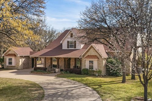 1720 Mistletoe Dr, Flower Mound, TX, 75022-5315 | Card Image