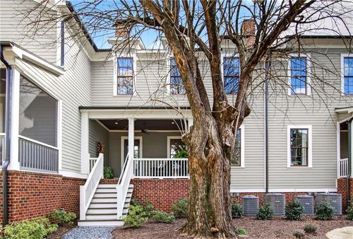 1072 Green St, Roswell, GA, 30075-3638 | Card Image