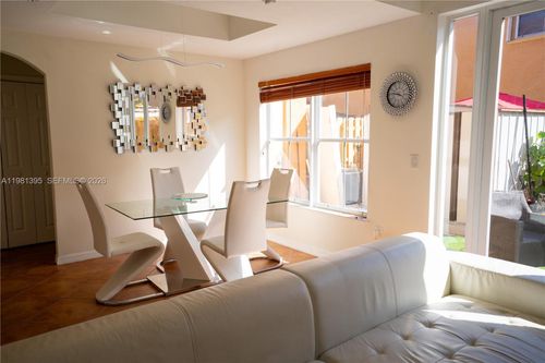 apt-1607-8520 Nw 139th Ter, MIAMI LAKES, FL, 33016-6704 | Card Image