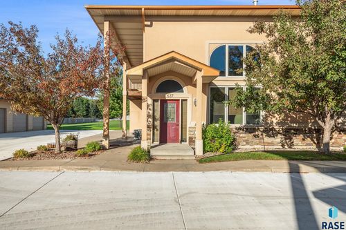 637 E Brian St Street, Tea, SD, 57064 | Card Image