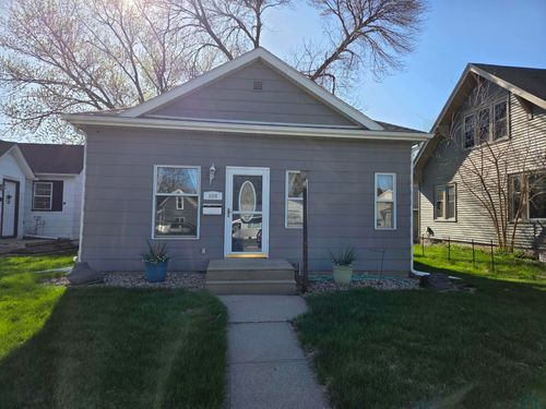 809 S Cecelia St, Sioux City, IA, 51106-4802 | Card Image