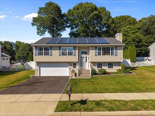 13 Chin Clift Trl, West Haven, CT, 06516-7723 | Card Image