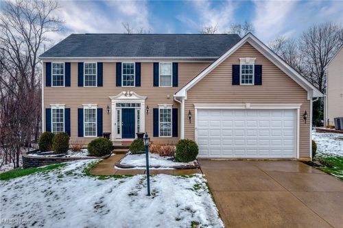 5251 Fairington Ave, Copley, OH, 44321-3255 | Card Image