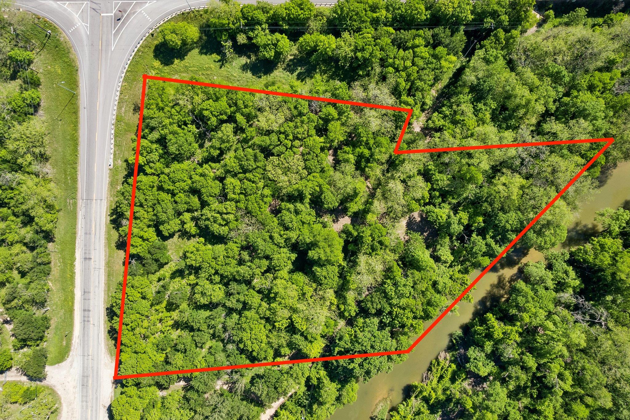 Land in Granger 3