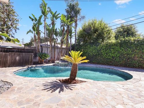15460 Sylvan St, Van Nuys, CA, 91411-2249 | Card Image