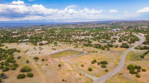 21 Heartstone Dr, Santa Fe, NM, 87506-7546 | Card Image