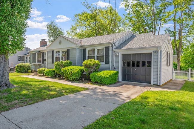 30 Winthrop St, House other with 3 bedrooms, 1 bathrooms and 3 parking in Riverside RI | Image 23