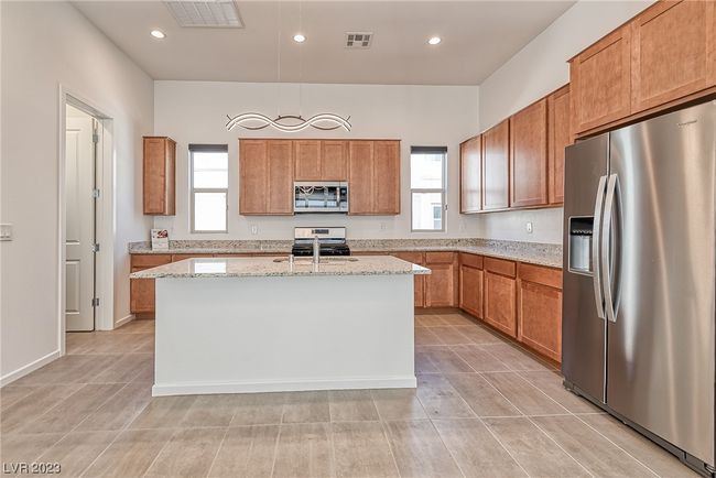 639 Grey Saker St, Townhouse with 4 bedrooms, 4 bathrooms and null parking in Las Vegas NV | Image 10