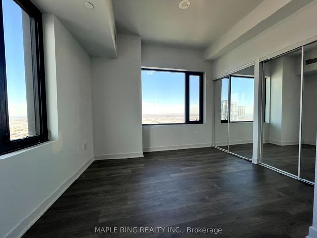 4308 - 2920 Highway 7 Road, Condo with 2 bedrooms, 2 bathrooms and 1 parking in Vaughan ON | Image 4