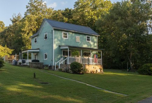 65 Sunrise St, Worthington, WV, 26591-9182 | Card Image