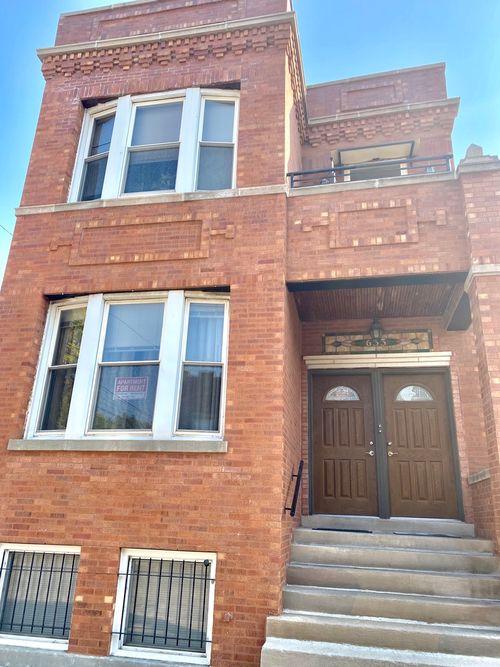 2r-655 Talman Ave, Chicago, IL, 60612-1102 | Card Image
