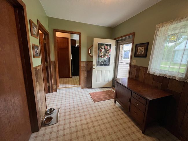Mud Room | Image 30