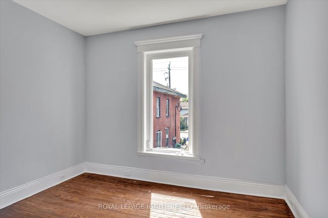 293 Dalhousie St, Home with 5 bedrooms, 3 bathrooms and 4 parking in Peterborough ON | Image 24