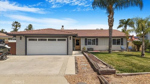 23662 Fair Weather Dr, Canyon Lake, CA, 92587-7465 | Card Image