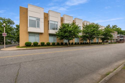 204-2263 Young Ave, Memphis, TN, 38104-5768 | Card Image