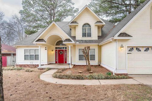106 Foxrun Cv, Jacksonville, AR, 72076-2117 | Card Image