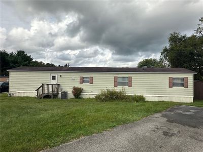 207 Valleyview Drive, House other with 3 bedrooms, 2 bathrooms and 1 parking in North Fayette PA | Image 3