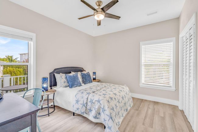 Guest Bedroom 1 | Image 23