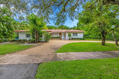 6815 Gratian St, Coral Gables, FL, 33146-3717 | Card Image
