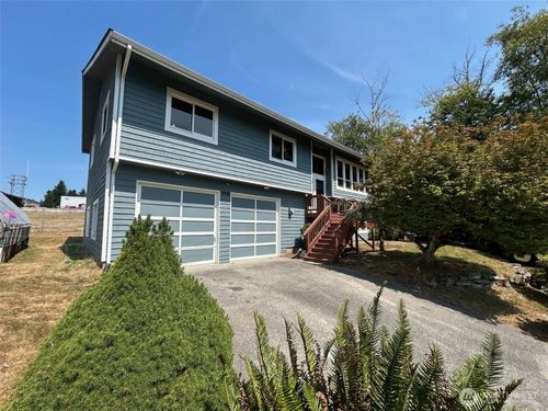 918 Marie Pl, Sedro Woolley, WA, 98284-9322 | Card Image