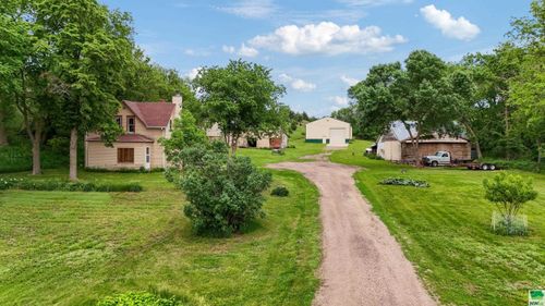 45166 Bluff Rd, Volin, SD, 57072-6130 | Card Image