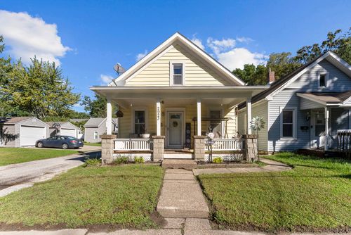 2923 13th Ave, Rock Island, IL, 61201-2814 | Card Image