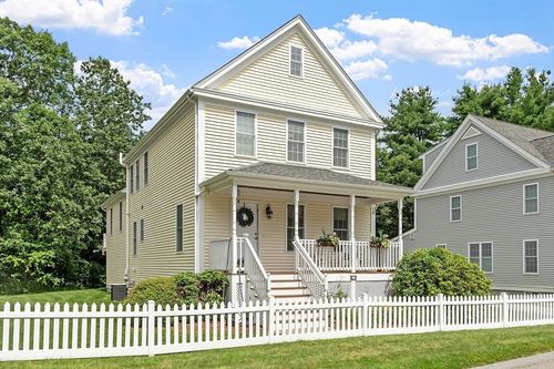 27-27 Mcintosh Dr, Stow, MA, 01775-1093 | Card Image