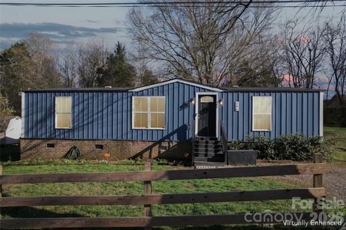 286 Epworth St Nw, Concord, NC, 28027-4734 | Card Image