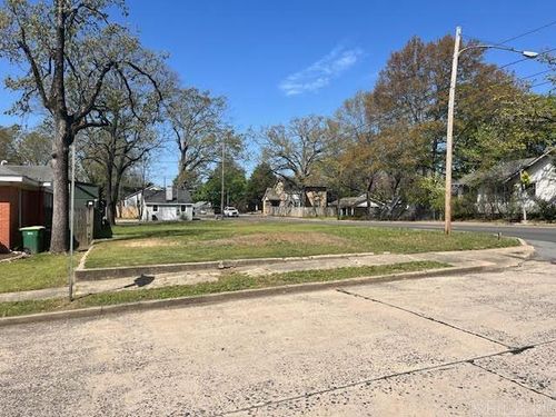 1716 N Harrison St, Little Rock, AR, 72207-5324 | Card Image
