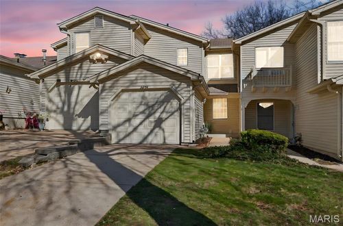 3034 Autumn Lakes Ct, Maryland Heights, MO, 63043-4910 | Card Image
