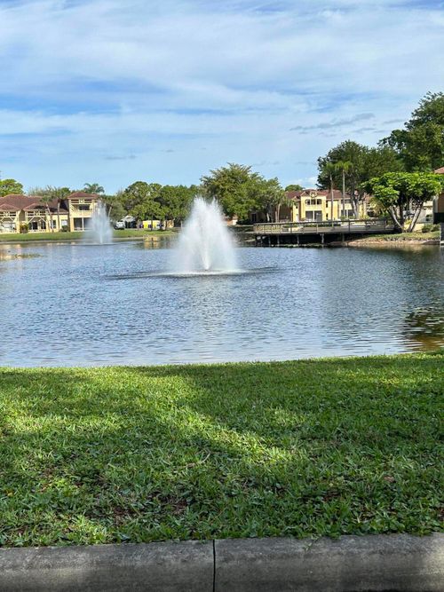 808-4863 Via Palm Lks, West Palm Beach, FL, 33417-3103 | Card Image