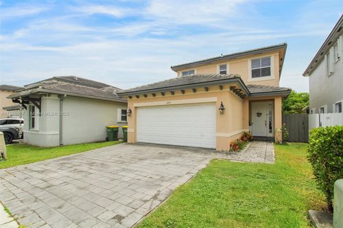 277 Se 31st Ave, Homestead, FL, 33033-7150 | Card Image