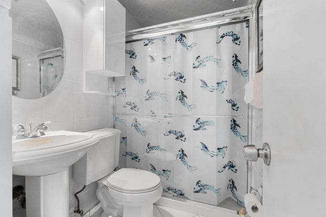 APT-107 - 419 Golden Isles Dr, Condo with 1 bedrooms, 1 bathrooms and null parking in Hallandale Beach FL | Image 14