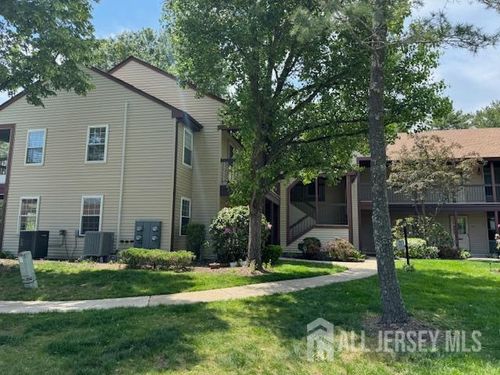 10 Benjamin Franklin Dr, Monroe, NJ, 08831 | Card Image