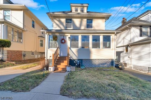 17 Wellington Ave, West Orange, NJ, 07052-4543 | Card Image