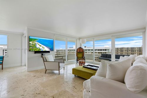1215-155 Ocean Lane Dr, Key Biscayne, FL, 33149-1484 | Card Image