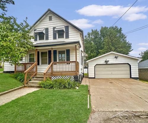 100 W Main Street Street, Iron Mountain, MI, 49801 | Card Image