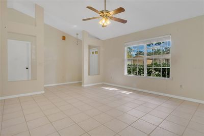 5150 Log Wagon Road, House other with 3 bedrooms, 2 bathrooms and null parking in Ocoee FL | Image 3