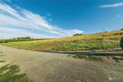 501 Cherry Lane, Home with 0 bedrooms, 0 bathrooms and null parking in Wenatchee WA | Image 3