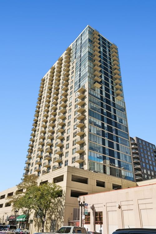 2505-1212 N La Salle Dr, Chicago, IL, 60610-8046 | Card Image