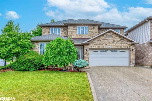 2387 Heslop St, Burlington, ON, L7L6N8 | Card Image