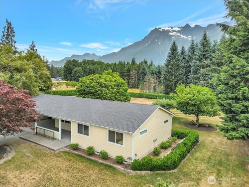 38324 State Route 530 Ne, Arlington, WA, 98223-9269 | Card Image