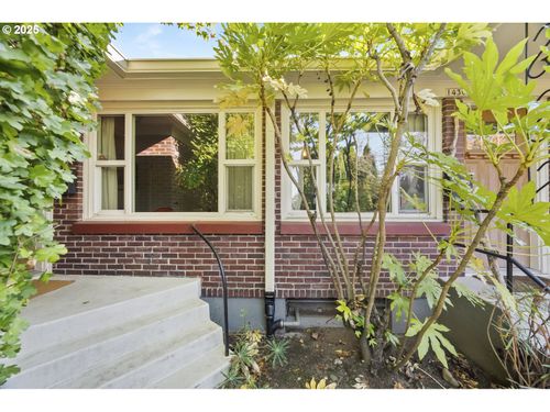 2-1428 N Bryant St, Portland, OR, 97217-5452 | Card Image