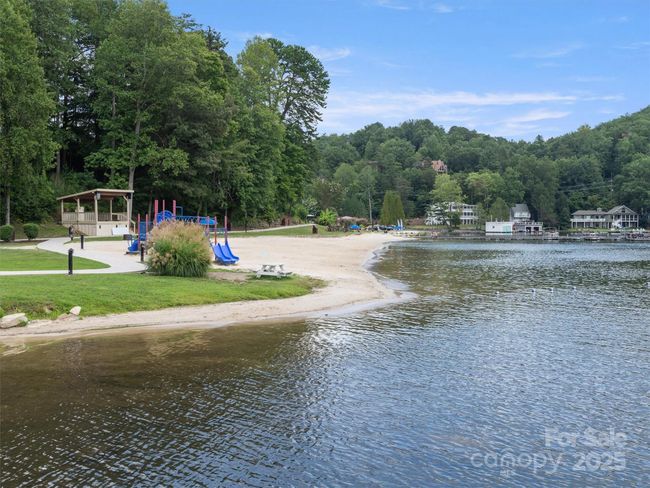 UNIT-1615 - 155 Quail Cove Blvd, Condo with 3 bedrooms, 3 bathrooms and null parking in Lake Lure NC | Image 6