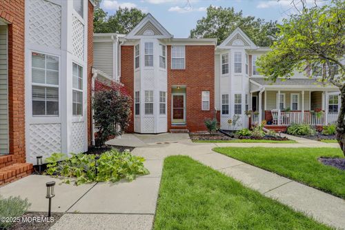 31 Lexington Ct, Holmdel, NJ, 07733-2760 | Card Image
