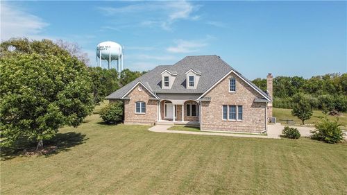 26001 S Summit Rd, Harrisonville, MO, 64701-3967 | Card Image