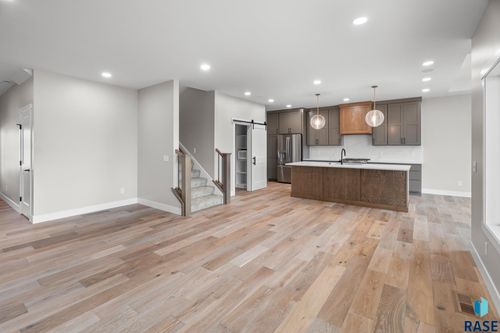 1137 E Thompson Pl, Tea, SD, 57064-8096 | Card Image